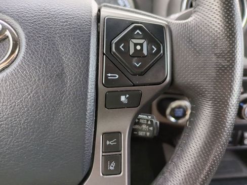 Used 2018 Toyota Tacoma TRD Sport w/ Technology Package image 23