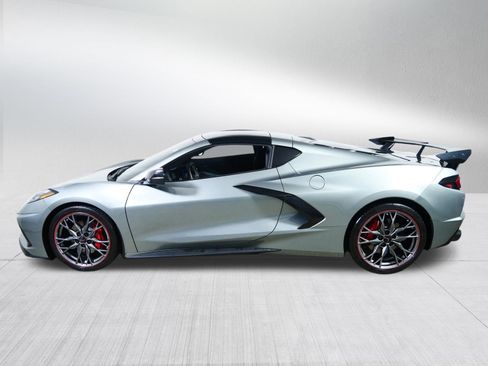 Used 2024 Chevrolet Corvette Stingray Coupe w/ 1LT RWD image 4