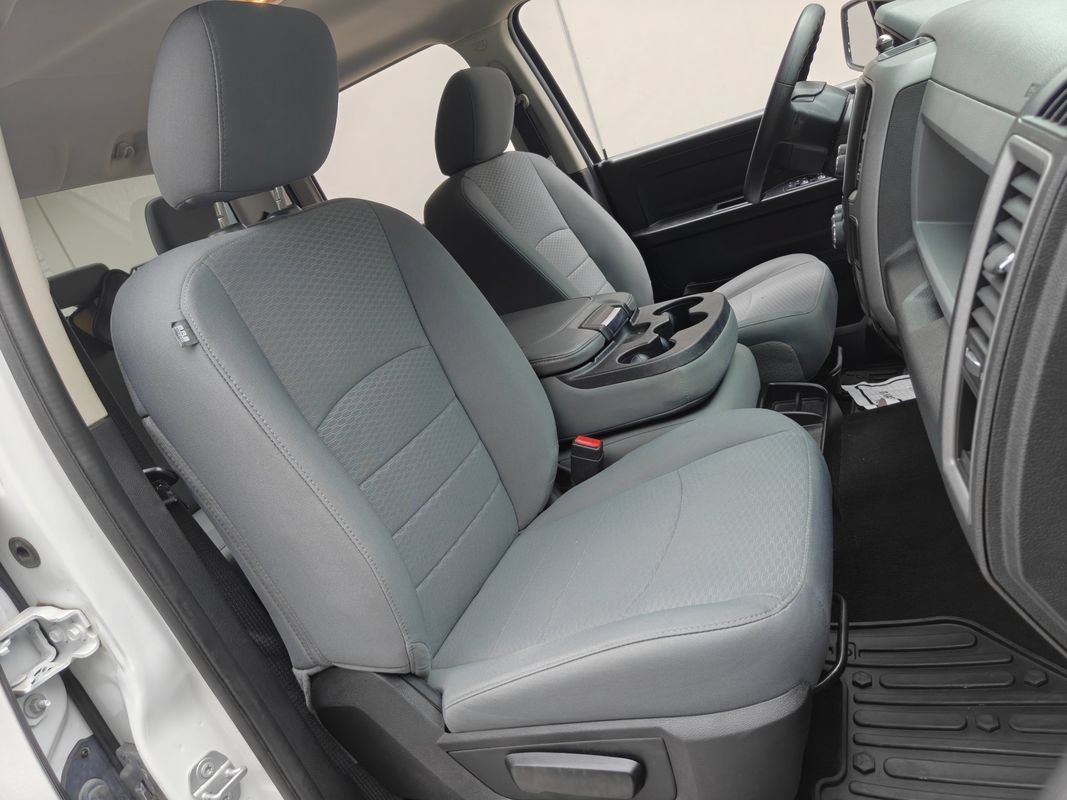 Used 2018 RAM 1500 Express AWD/4WD image 11