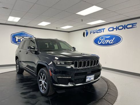 Used 2023 Jeep Grand Cherokee L Limited image 16