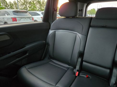 New 2027 Kia Telluride LX image 12