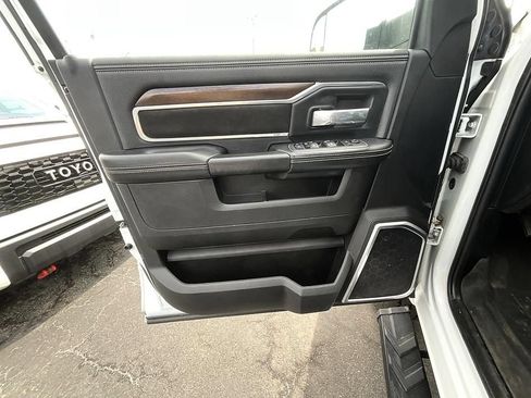 Used 2022 RAM 2500 Laramie AWD/4WD image 13