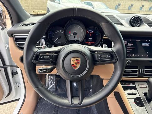 Used 2023 Porsche Macan S AWD/4WD image 24
