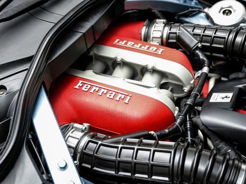 Used 2025 Ferrari Purosangue AWD/4WD image 63
