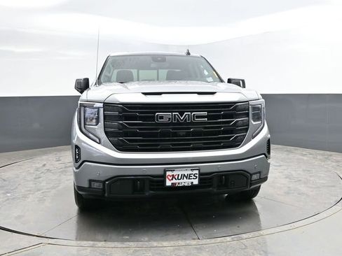 Used 2025 GMC Sierra 1500 Elevation w/ Elevation Premium Package image 2