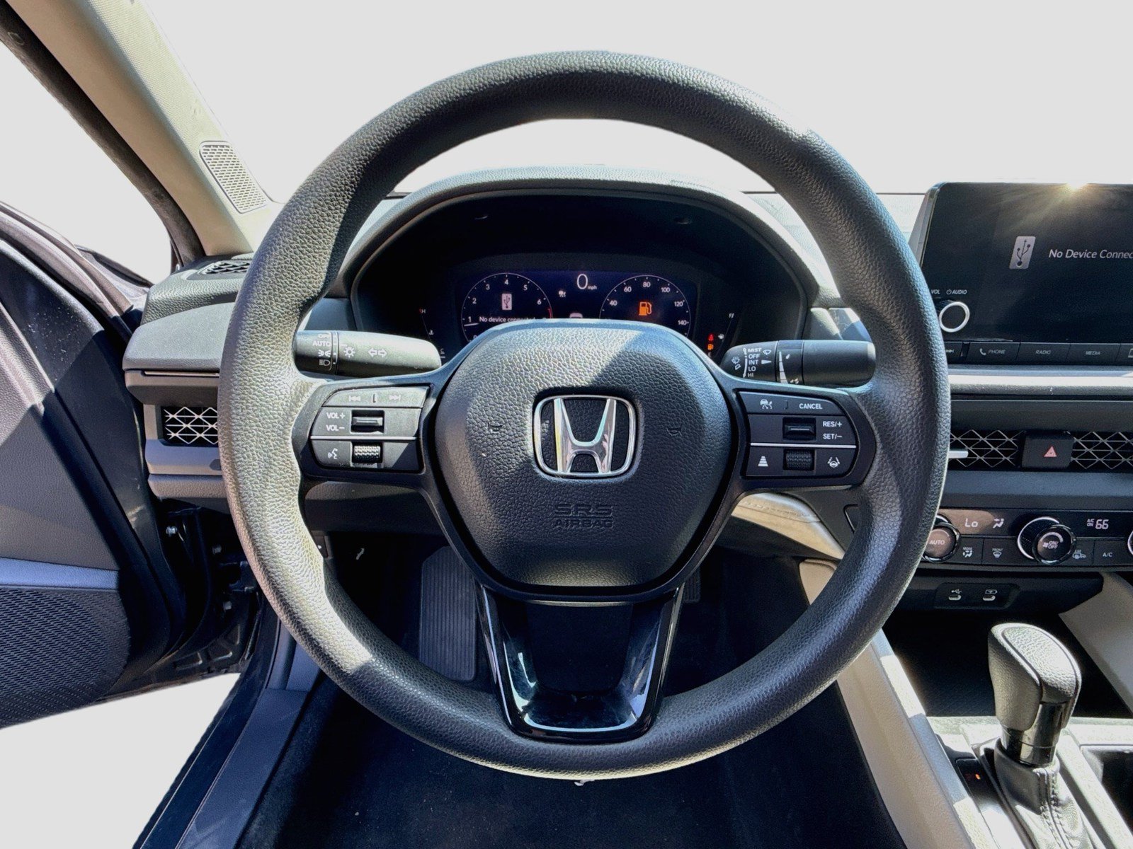 Used 2023 Honda Accord EX image 9