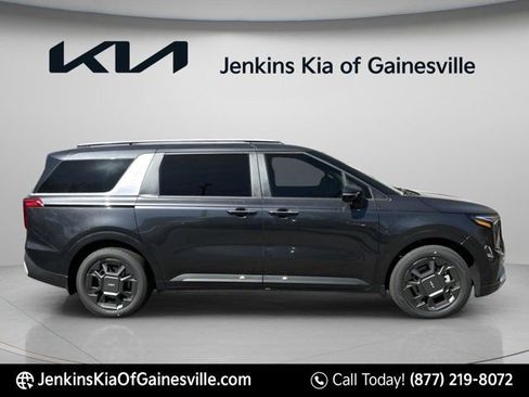 New 2026 Kia Carnival EX image 2