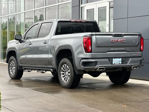 Used 2020 GMC Sierra 1500 AT4 w/ AT4 Premium Package AWD/4WD image 5