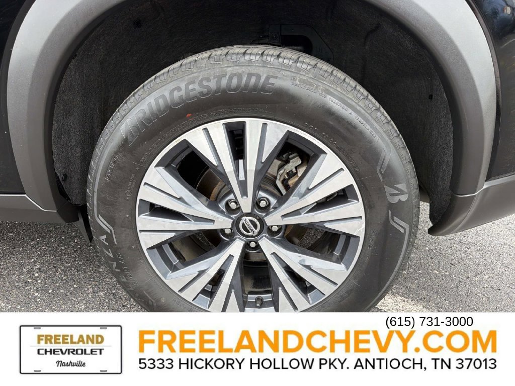Used 2021 Nissan Rogue SV FWD image 12