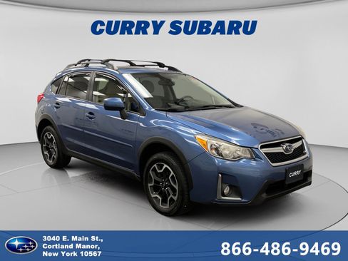 Used 2017 Subaru Crosstrek 2.0i Premium w/ Moonroof Package AWD/4WD image 7