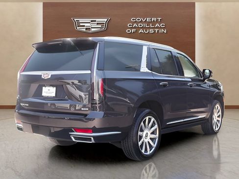 Used 2024 Cadillac Escalade Premium Luxury Platinum w/ Heavy-Duty Trailer Package AWD/4WD image 4