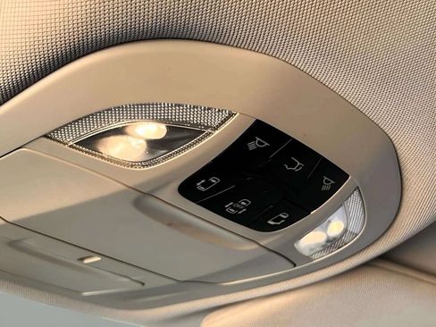 Used 2022 Chrysler Pacifica Touring-L FWD image 26