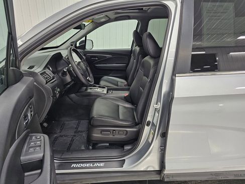 Used 2023 Honda Ridgeline RTL image 2