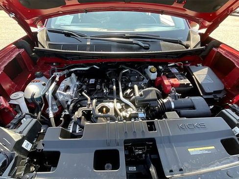 New 2025 Nissan Kicks SR w/ Interior Electronics Package image 12