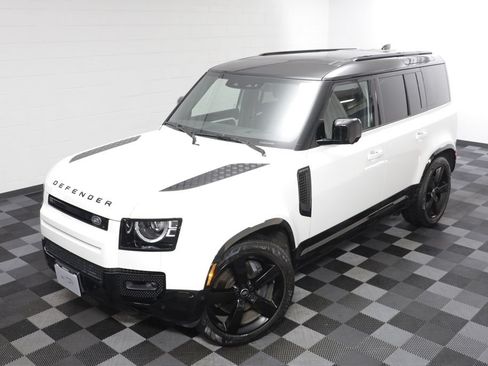 Certified 2025 Land Rover Defender 110 X-Dynamic SE AWD/4WD image 2