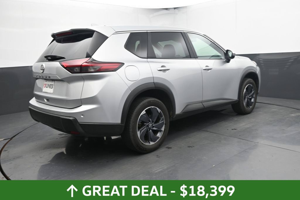 Used 2025 Nissan Rogue SV FWD image 13