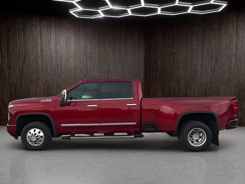 Used 2024 Chevrolet Silverado 3500 High Country AWD/4WD image 4
