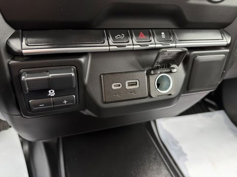 Used 2023 Chevrolet Silverado 2500 W/T w/ WT Fleet Convenience Package image 40