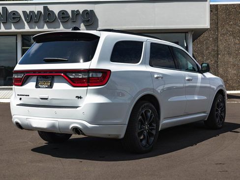 Used 2023 Dodge Durango R/T w/ Blacktop Package AWD/4WD image 9