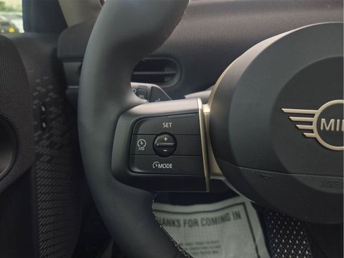 Used 2025 MINI Cooper S FWD image 19