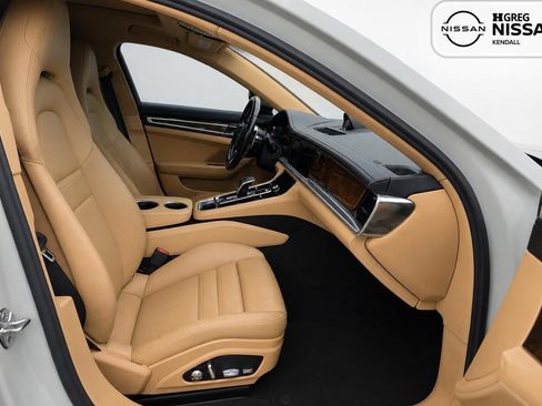 Used 2018 Porsche Panamera w/ Premium Package Plus RWD image 13