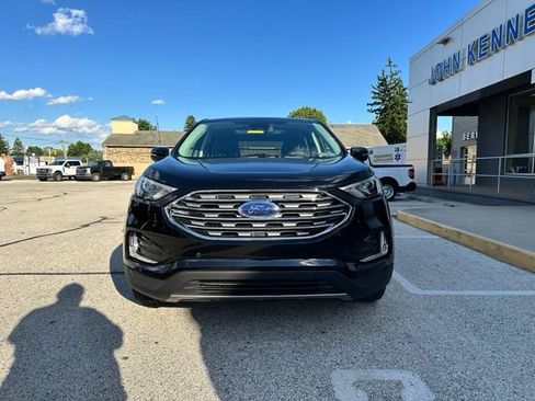 Certified 2024 Ford Edge Titanium AWD/4WD image 4