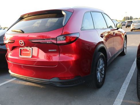 Used 2024 MAZDA CX-90 3.3 Turbo w/ Preferred Package image 2