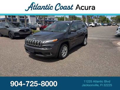 Used 2016 Jeep Cherokee Latitude w/ Comfort/Convenience Group