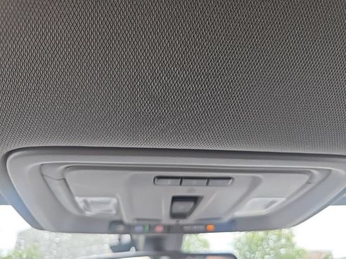 Used 2021 GMC Sierra 1500 SLT w/ SLT Convenience Package AWD/4WD image 22