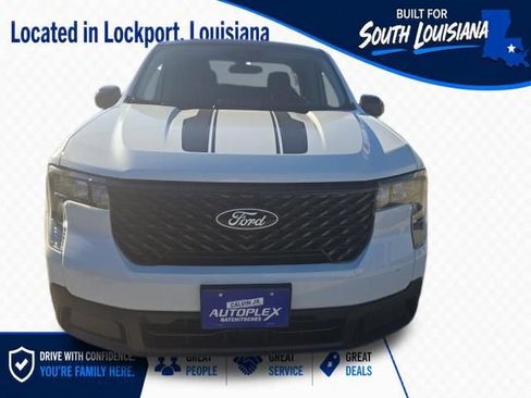 Used 2025 Ford Maverick XLT w/ XLT Luxury Package AWD/4WD image 2