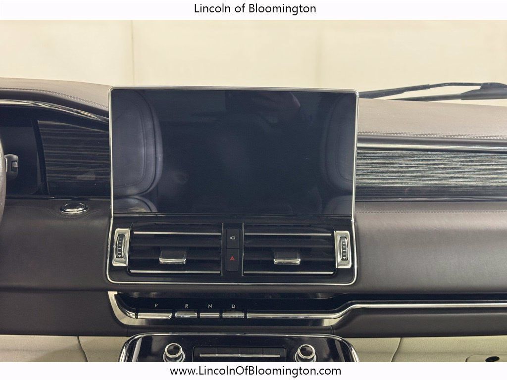 Certified 2023 Lincoln Navigator Black Label AWD/4WD image 30
