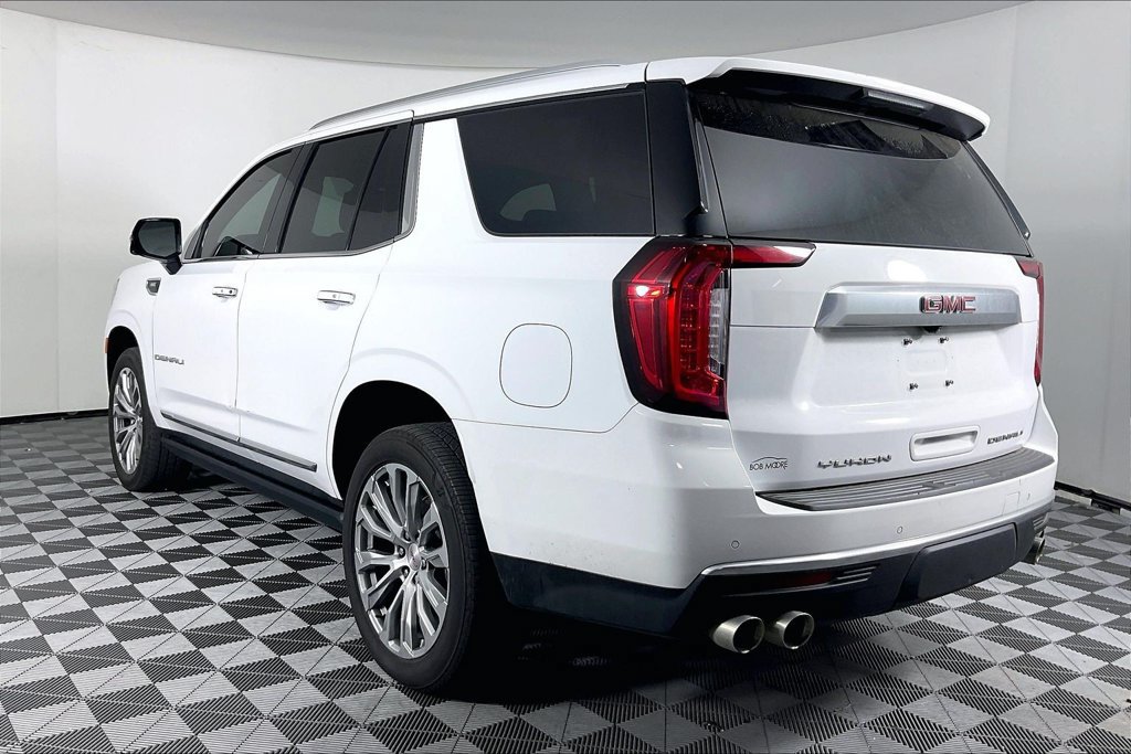 Certified 2022 GMC Yukon Denali RWD image 2