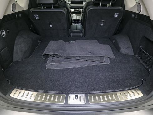 Used 2022 Genesis GV80 3.5T Prestige Signature w/ Winter Weather Package image 13