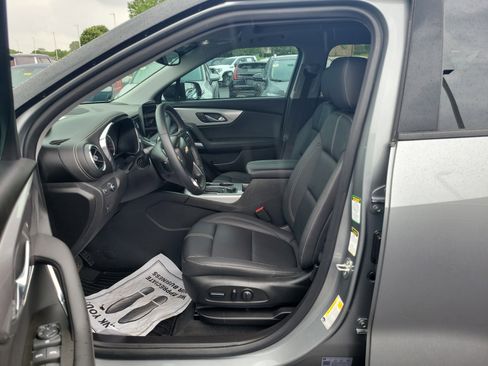 Used 2023 Chevrolet Blazer LT AWD/4WD image 16