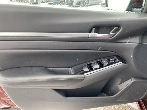 Used 2023 Nissan Altima 2.5 SV image 15
