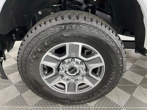 Used 2024 Ford F250 Lariat image 10