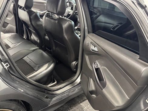 Used 2017 Ford Focus ST w/ Equipment Group 401A image 21