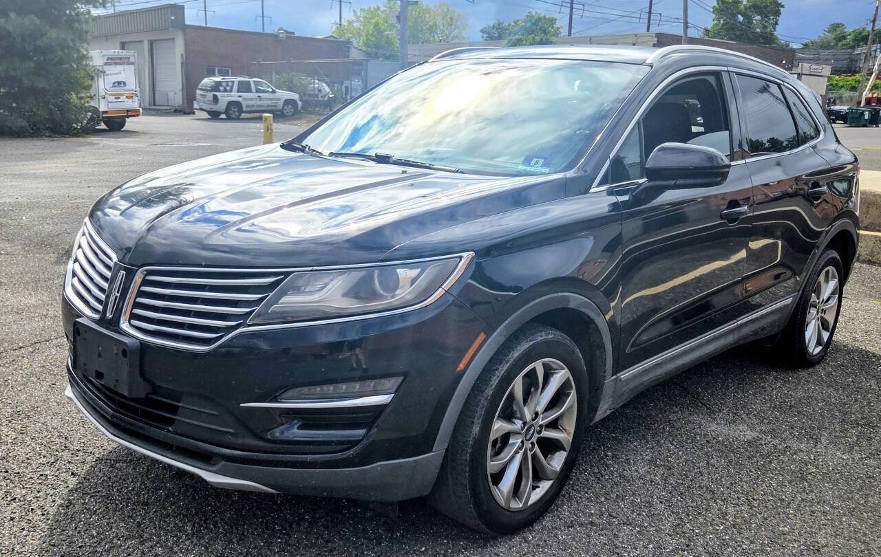 Used 2017 Lincoln MKC Select w/ Select Plus Package AWD/4WD image 1