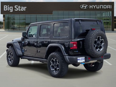 Used 2022 Jeep Wrangler Unlimited Rubicon 4xe w/ Steel Bumper Group AWD/4WD image 3