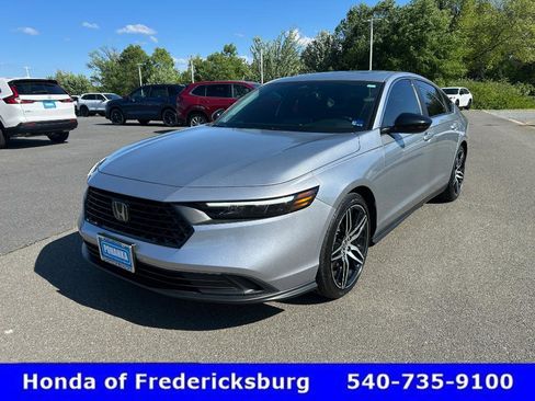 Used 2024 Honda Accord Sport image 2