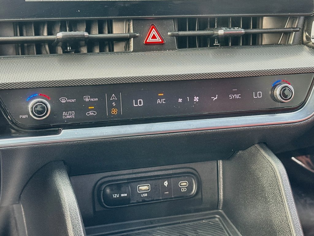 Certified 2024 Kia Sportage SX FWD image 16