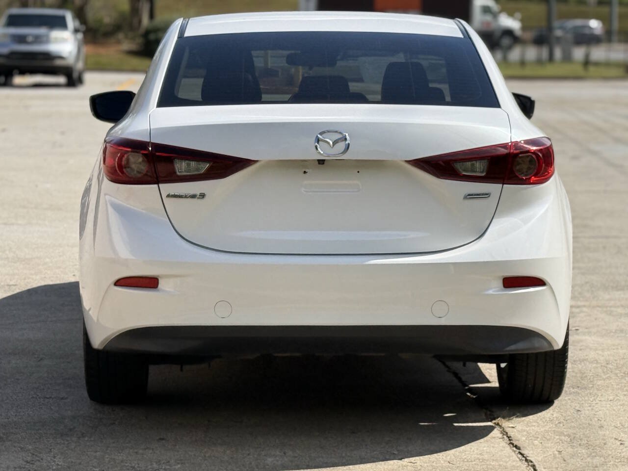 Used 2017 MAZDA MAZDA3 Touring FWD image 5