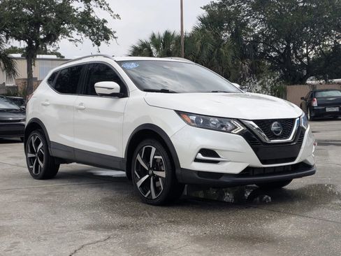 Used 2020 Nissan Rogue Sport SL FWD image 4