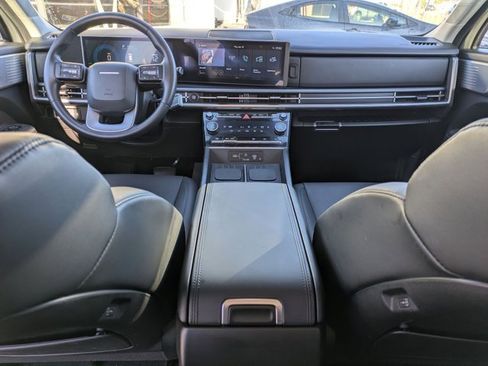Used 2025 Hyundai Santa Fe SEL image 19