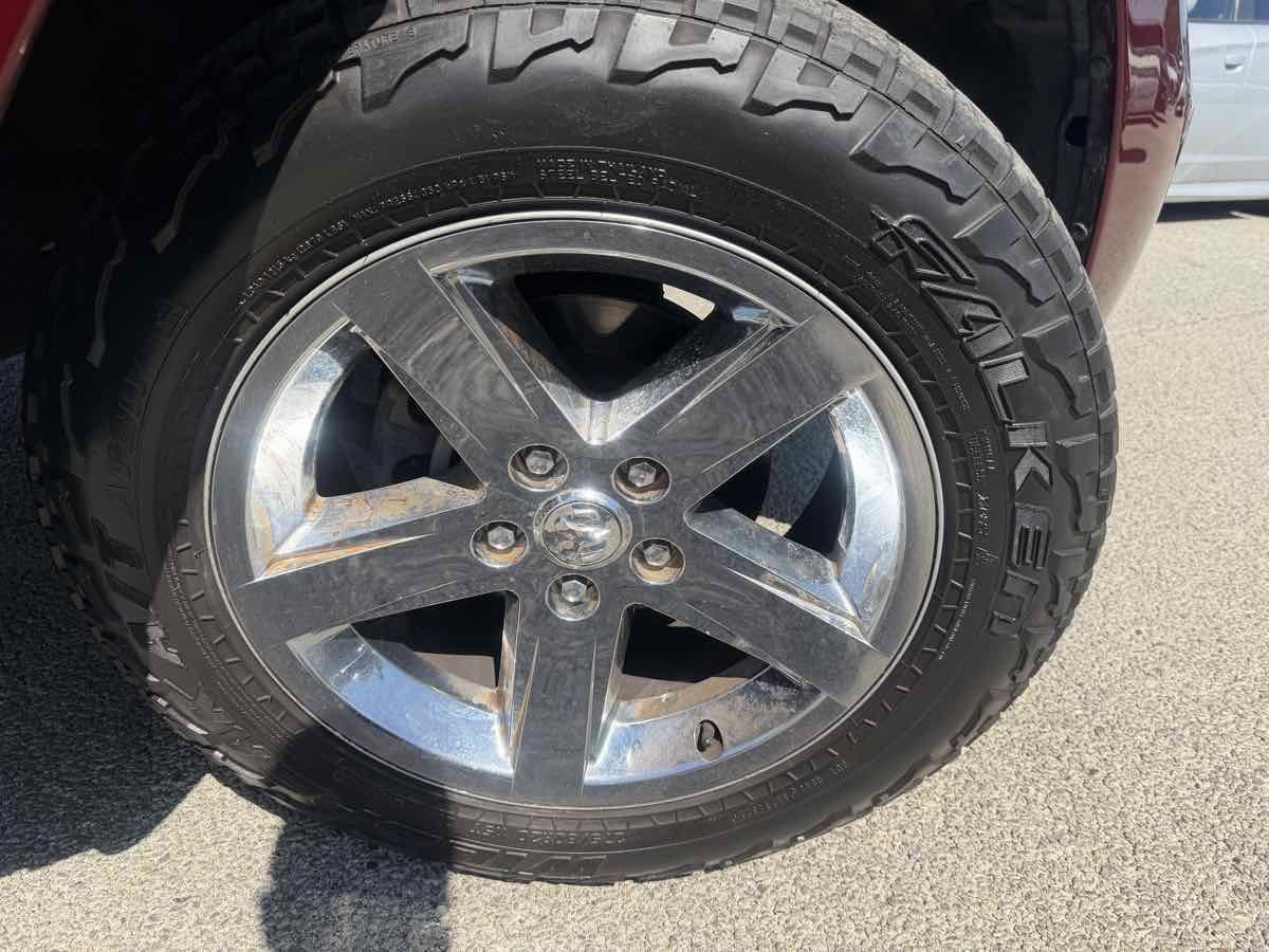Used 2018 RAM 1500 Express w/ Express Value Package AWD/4WD image 10