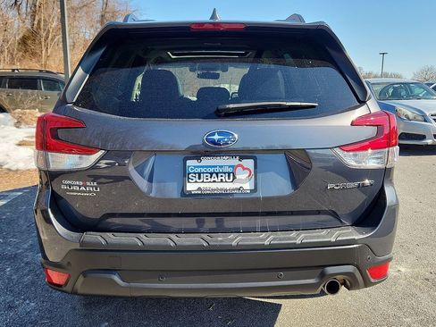 Used 2020 Subaru Forester Limited image 5