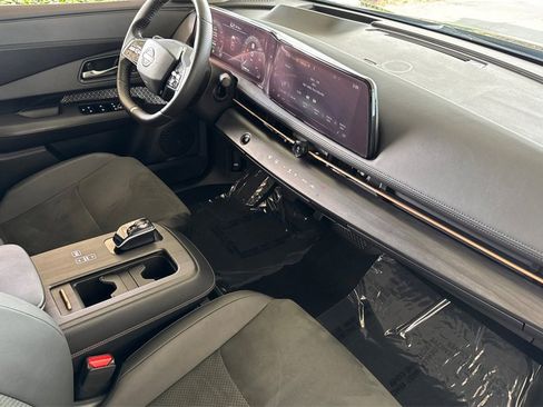Certified 2024 Nissan Ariya FWD image 16