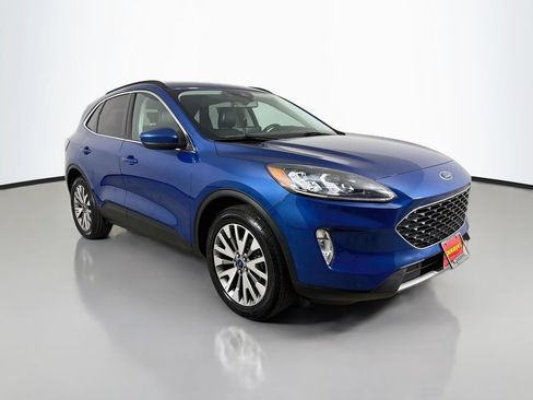 Used 2022 Ford Escape Titanium AWD/4WD image 1