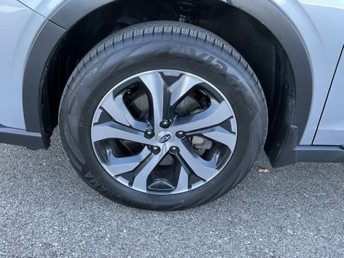 Certified 2022 Subaru Outback Limited XT w/ Popular Package #2 image 9