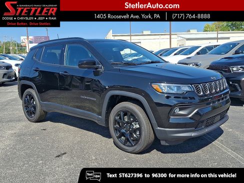 New 2025 Jeep Compass Latitude image 1